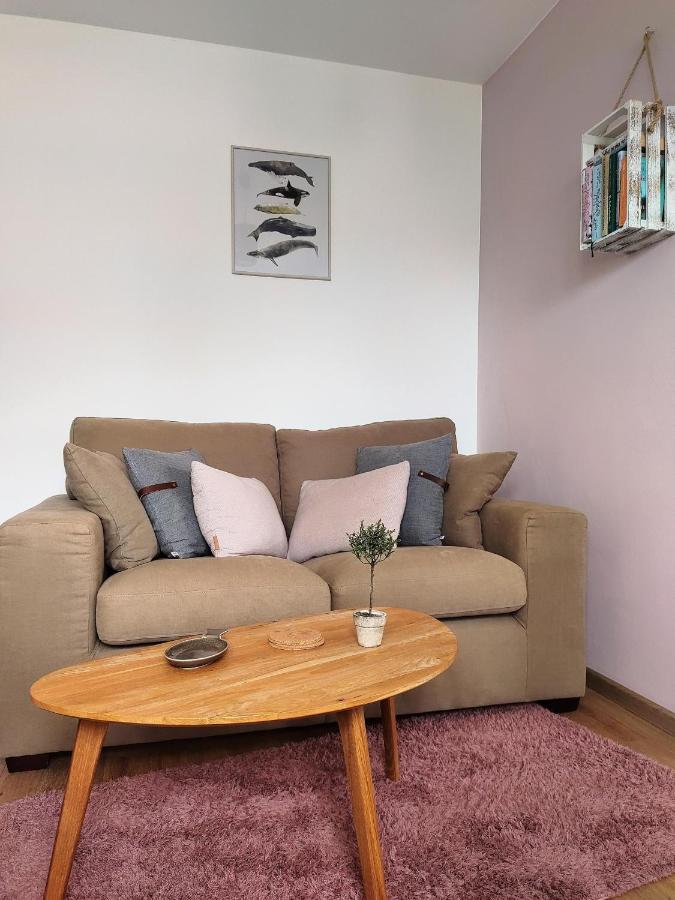 Ferienwohnung Alte Schule Ruhwarden 外观 照片