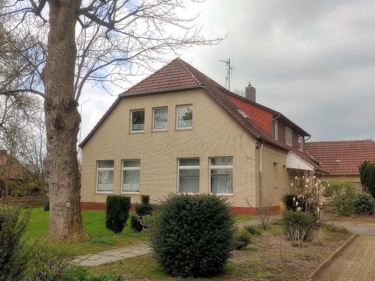 Ferienwohnung Alte Schule Ruhwarden 外观 照片